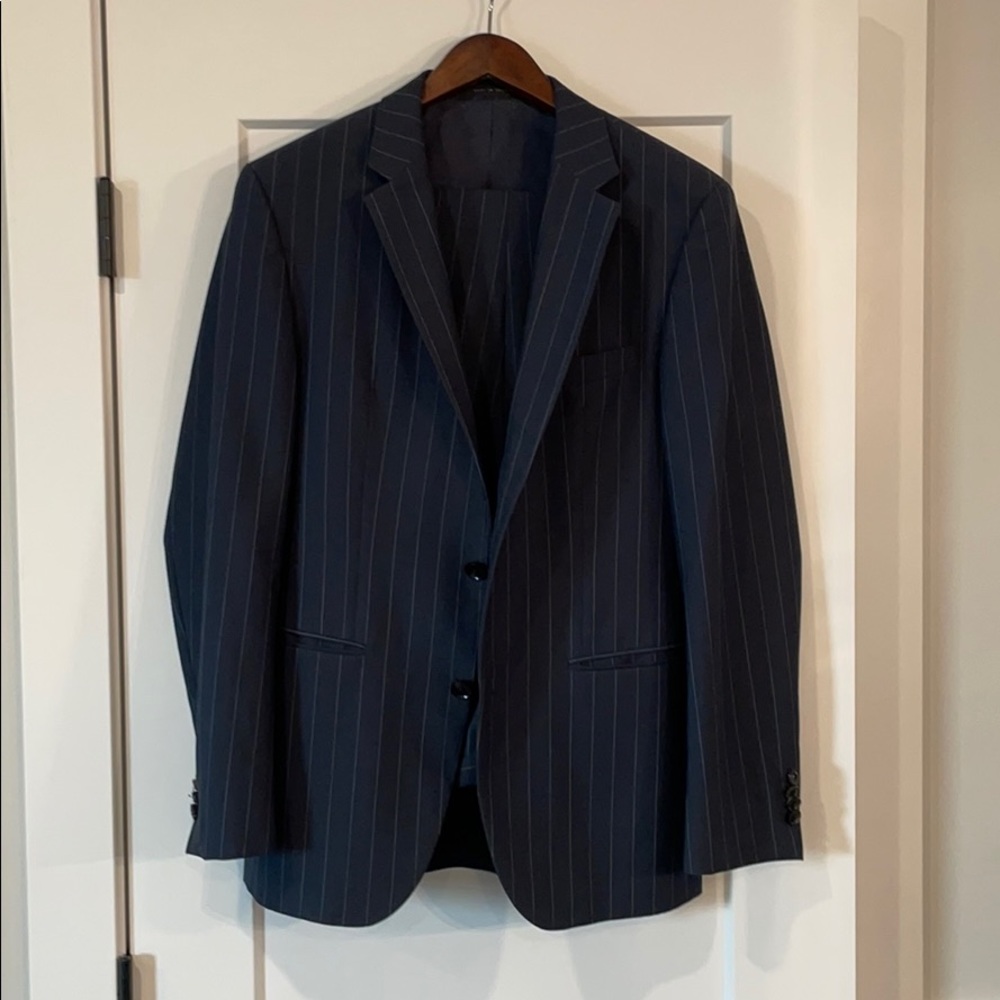 Hugo Boss Slim Fit Navy Stripped Suit 36R/31 Pants